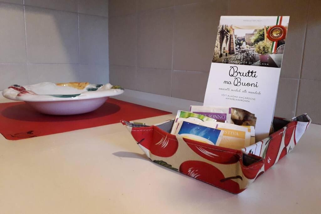Locazione Turistica Chichibio Apartment Pistoia Luaran gambar